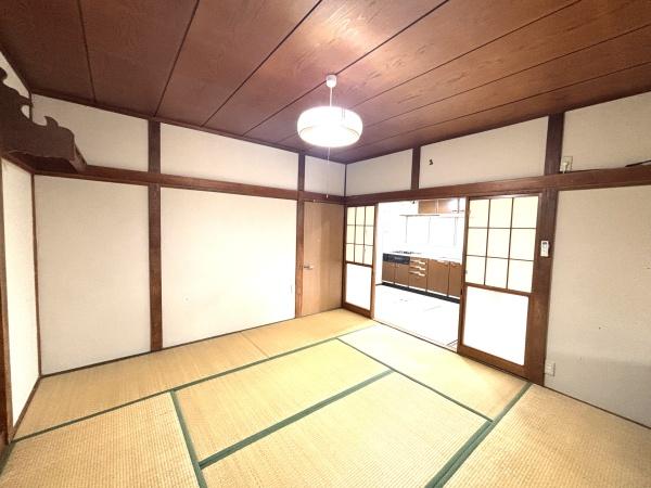 川西町中古住宅