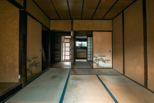 京都市伏見区桃山羽柴長吉中町の中古テラスハウス