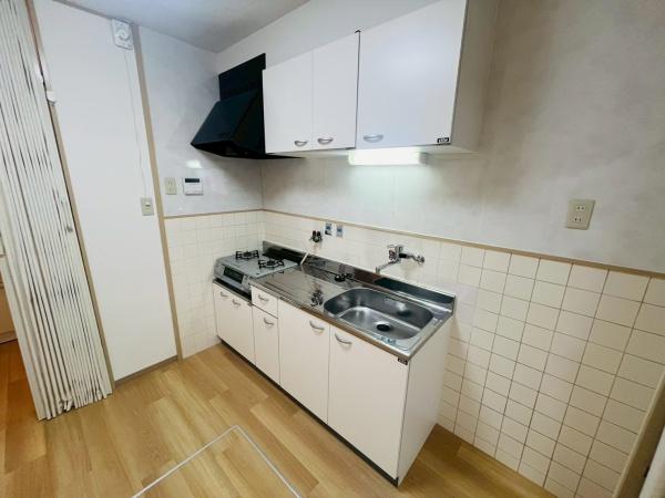 京都市伏見区西柳町の中古テラスハウス