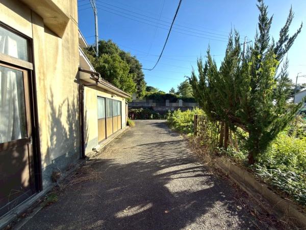 京都市伏見区深草石峰寺山町の土地