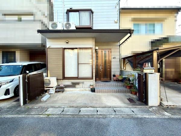 京都市伏見区淀下津町の中古一戸建て(前面道路含む現地写真)
