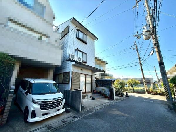 京都市伏見区淀下津町の中古一戸建て(前面道路含む現地写真)