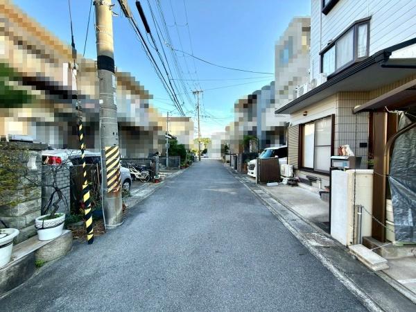 京都市伏見区淀下津町の中古一戸建て(前面道路含む現地写真)