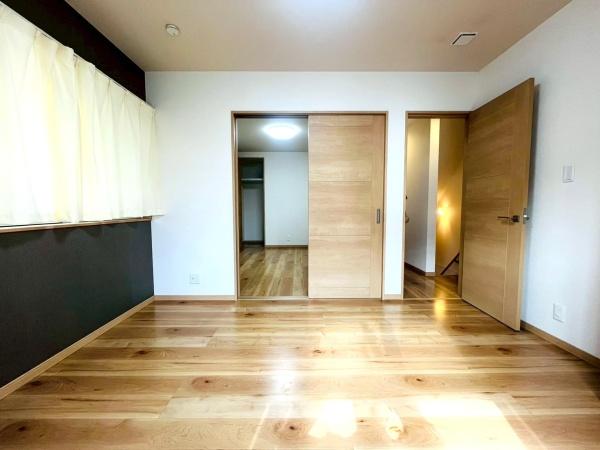 京都市山科区西野山中鳥井町の中古一戸建て