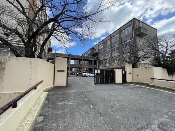 京都市伏見区久我東町の中古一戸建て(京都市立神川中学校)