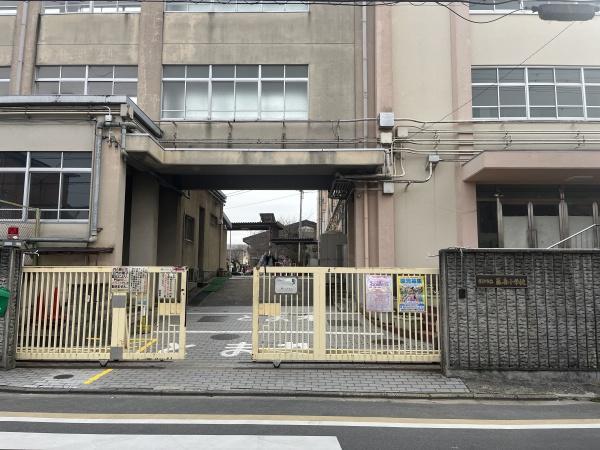 京都市伏見区深草大亀谷金森出雲町の土地(京都市立藤ノ森小学校)