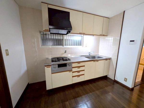 京都市山科区四ノ宮小金塚の中古一戸建