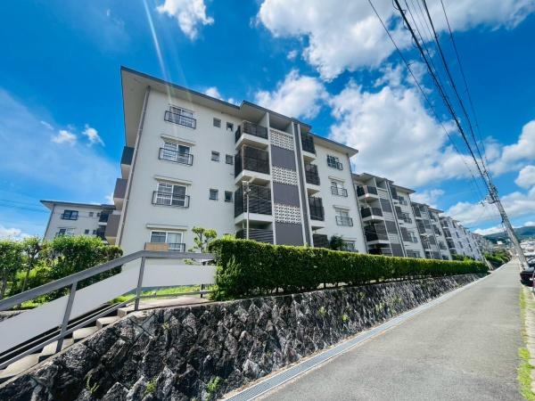 円明寺ヶ丘団地A棟