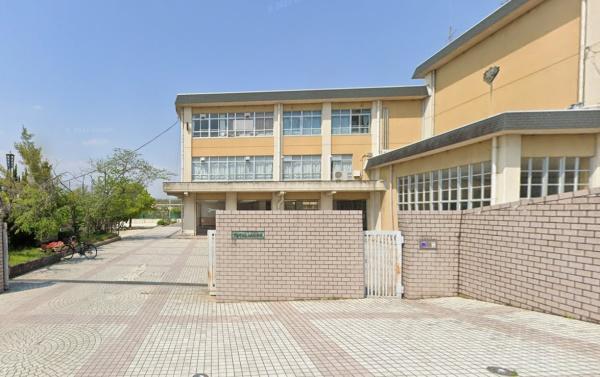 京都市伏見区日野野色町の中古一戸建て(京都市立春日丘中学校)