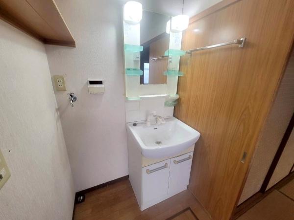 京都市山科区御陵四丁野町の中古一戸建て