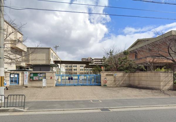 深草西浦住宅(京都市立砂川小学校)