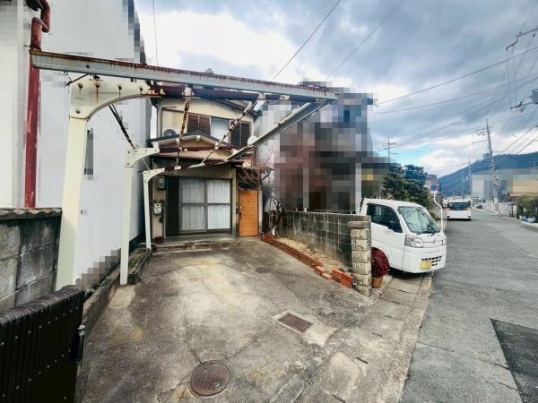 京都市山科区勧修寺瀬戸河原町の中古一戸建