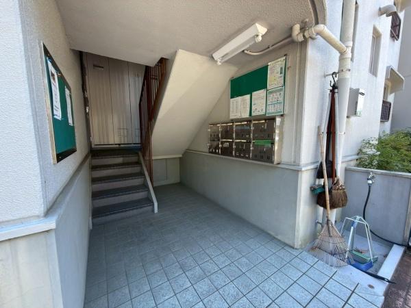 醍醐上ノ山団地A3棟