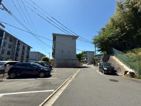 醍醐上ノ山団地A3棟