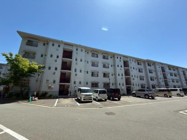 醍醐上ノ山団地A3棟