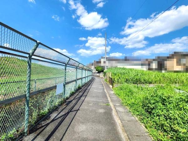 京都市伏見区向島津田町の土地