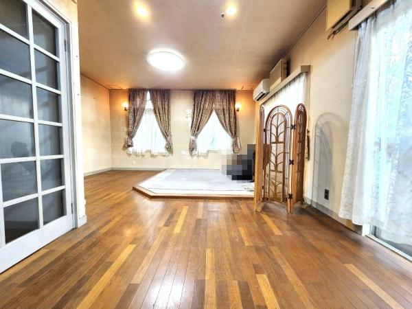 京都市伏見区深草大亀谷万帖敷町の中古一戸建