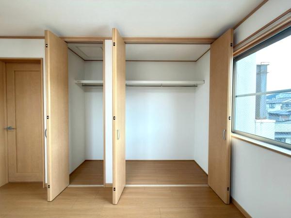 京都市南区東九条東御霊町の中古一戸建て