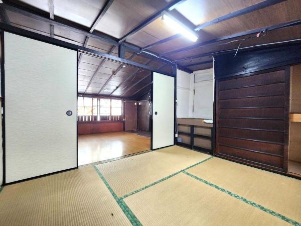 京都市伏見区東菱屋町の中古テラスハウス
