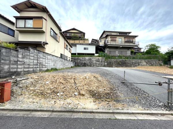 京都市伏見区深草願成町の新築一戸建