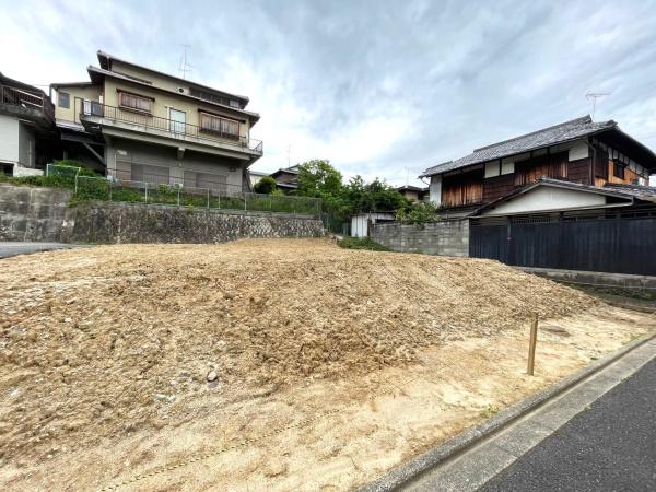 京都市伏見区深草願成町の新築一戸建