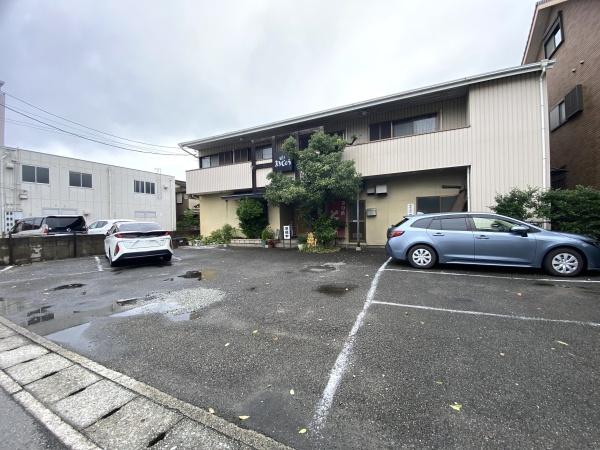 鳴門市撫養町大桑島字濘岩浜の店舗付住宅