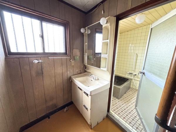 徳島市西須賀町東開の中古一戸建て