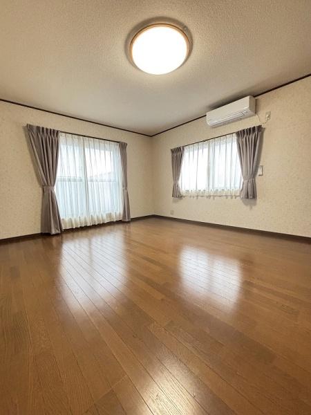 西脇市上野の中古一戸建て