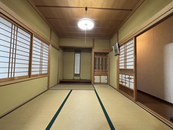 西脇市上野の中古一戸建