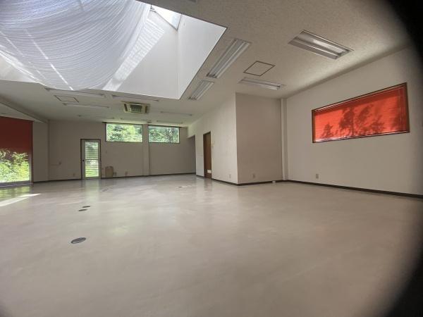 上八万町星河内・店舗