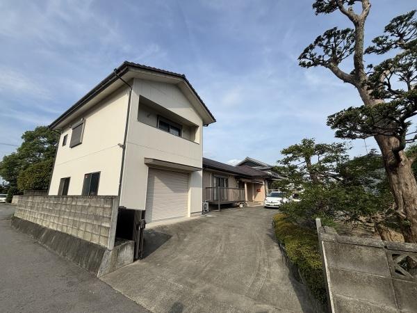 徳島市応神町西貞方字中園の中古一戸建