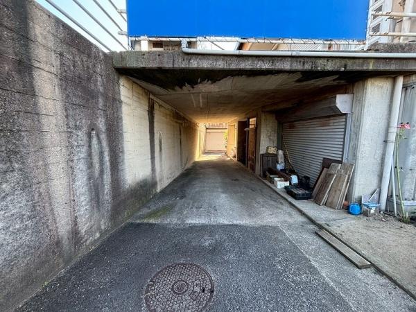 高松町・店舗付き住宅