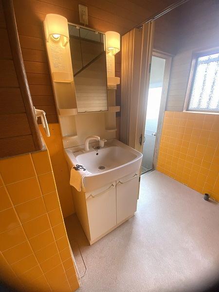 神戸市北区若葉台2丁目の中古一戸建て(洗面台・洗面所)