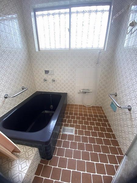 神戸市北区若葉台2丁目の中古一戸建て(バス)