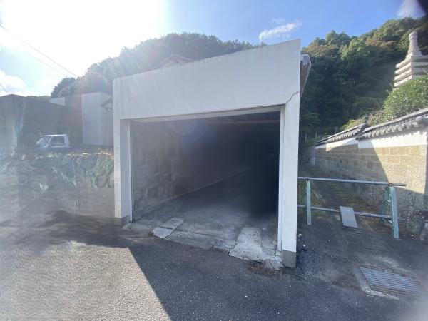 鳴門市瀬戸町明神字丸山の中古一戸建て