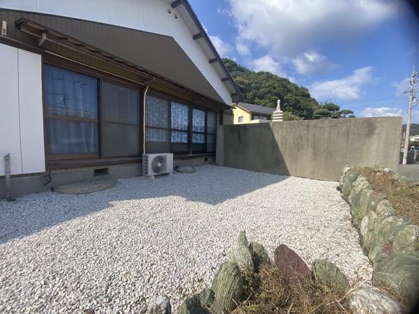 鳴門市瀬戸町明神字丸山の中古一戸建て