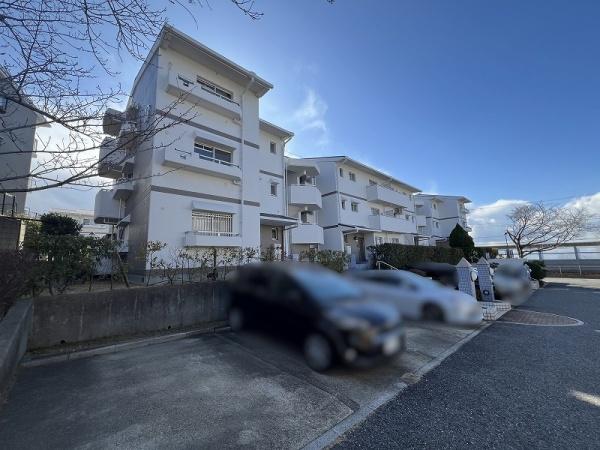 コンフォール学園緑が丘第２・２７号棟