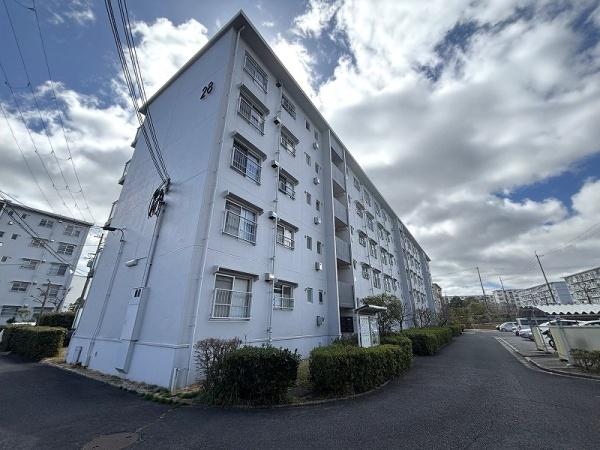 ひよどり台５団地２８号棟