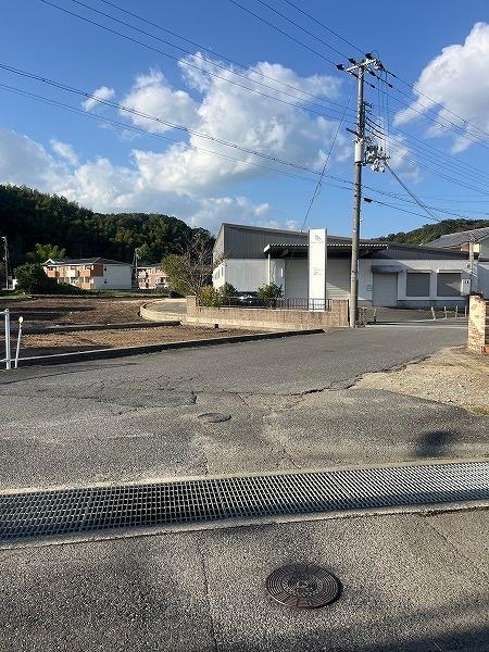 洲本市安乎町平安浦の倉庫