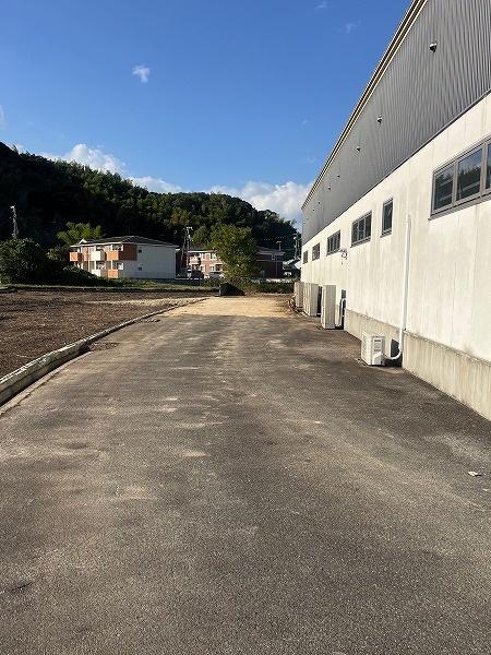 洲本市安乎町平安浦の倉庫