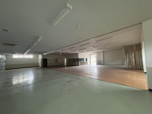 洲本市安乎町平安浦の倉庫