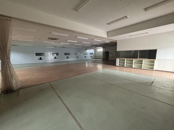 洲本市安乎町平安浦の倉庫