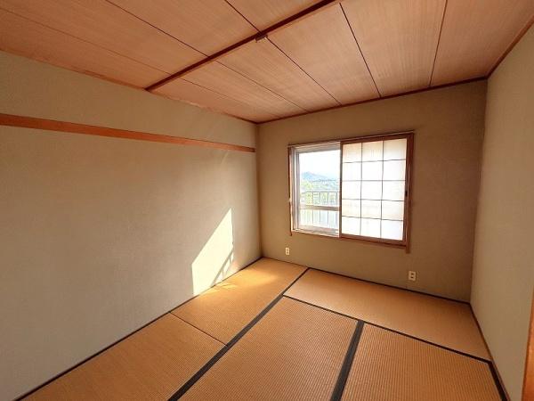 ひよどり台２団地１２号棟