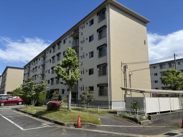 名谷一団地5号棟