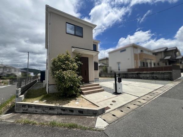神戸市西区桜が丘東町４丁目の中古一戸建て