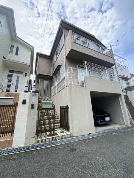 神戸市北区東大池３丁目の中古一戸建て