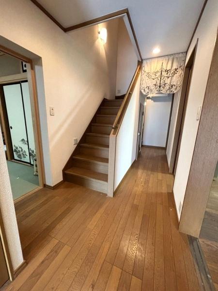 三田市すずかけ台２丁目の中古一戸建て