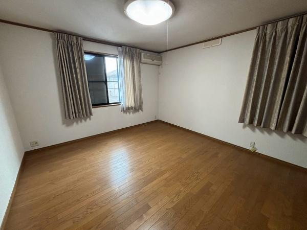 三田市すずかけ台２丁目の中古一戸建て
