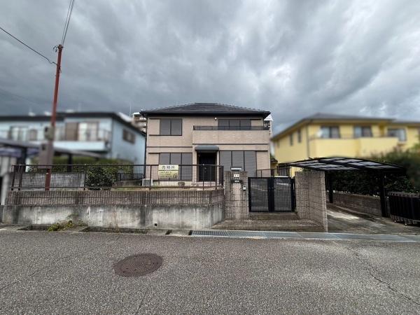三田市すずかけ台２丁目の中古一戸建