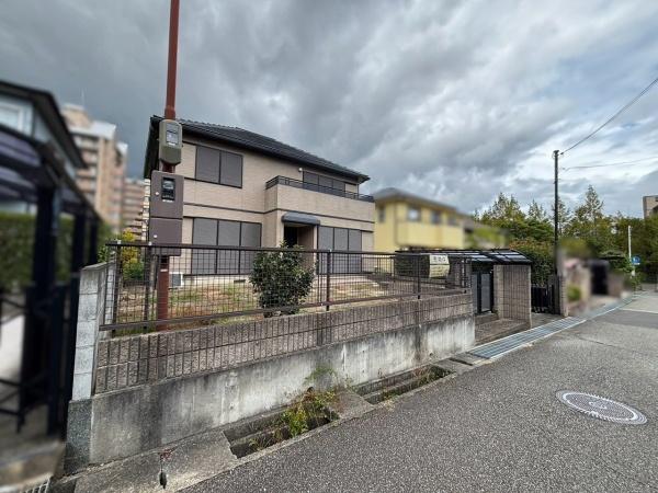 三田市すずかけ台２丁目の中古一戸建て